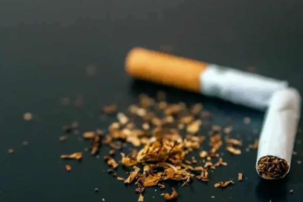 آیا استفاده از ویپ به اندازه سیگار سنتی مضر است Is the use of vape as harmful as traditional cigarettes